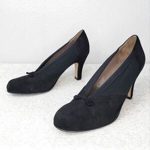 ANYI LU Heart Pumps Black Suede Heels